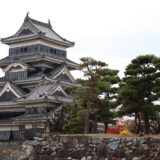 【長野観光】国宝・松本城の魅力と混雑対策｜おすすめの季節と周辺ランチ